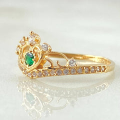 Heart Crown Ring 1.6gr / Size 5 1/2 / 18K Gold