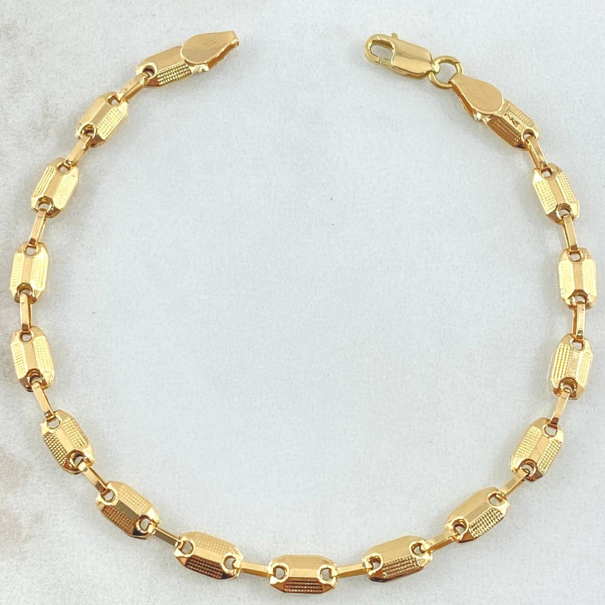 Rustic Adije Bracelet 3.8gr / 7.5in / 18K Gold